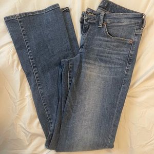 Lucky brand 2/26 Sweet Boot Jeans